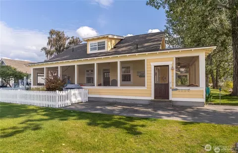 Exterior - 117 Barefoot Ln, Oroville, WA 98844 photo 1 of 14