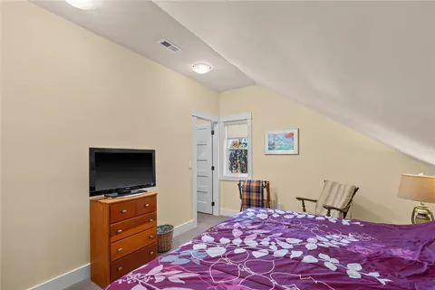 Bedroom - 117 Barefoot Ln, Oroville, WA 98844 photo 3 of 3