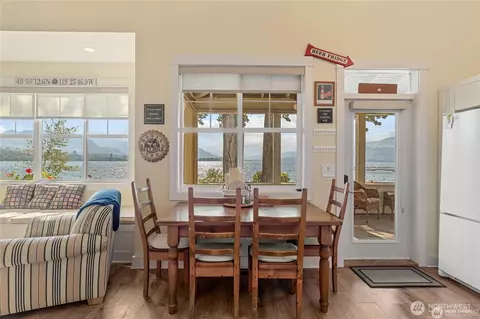 Dining - 117 Barefoot Ln, Oroville, WA 98844 photo 1 of 1