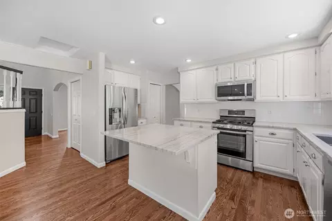 Kitchen - 5226 Narbeck Ave, Everett, WA 98203 photo 3 of 3