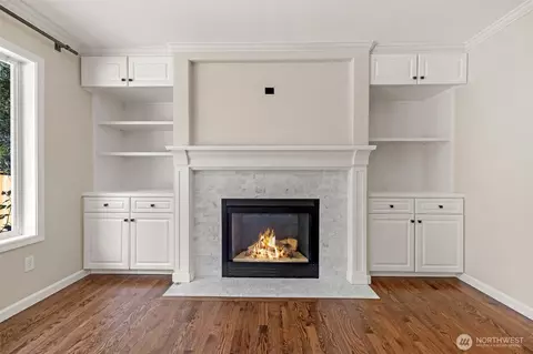 Living - 5226 Narbeck Ave, Everett, WA 98203 photo 6 of 7
