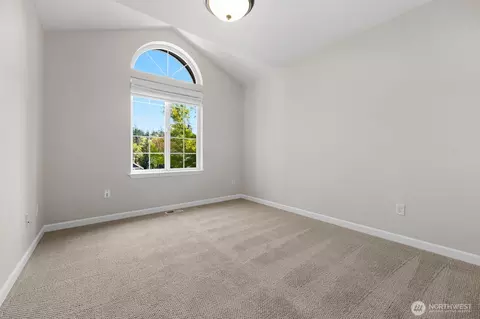 Bedroom - 5226 Narbeck Ave, Everett, WA 98203 photo 5 of 5