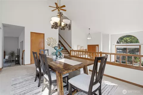 Dining - 15031 93rd Pl NE, Bothell, WA 98011 photo 3 of 3