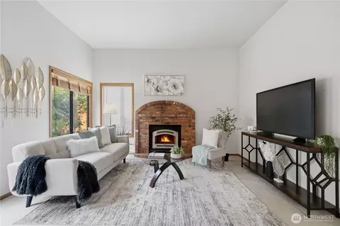 Living - 15031 93rd Pl NE, Bothell, WA 98011 photo 3 of 4