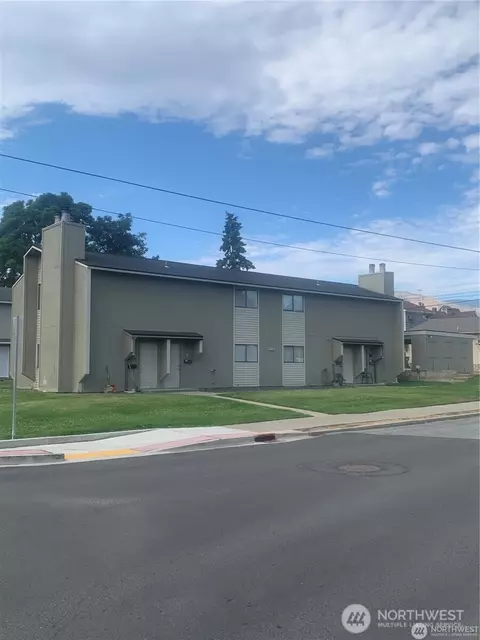 503 First St, Wenatchee, WA 98801