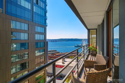 98 Union St #909, Seattle, WA 98101