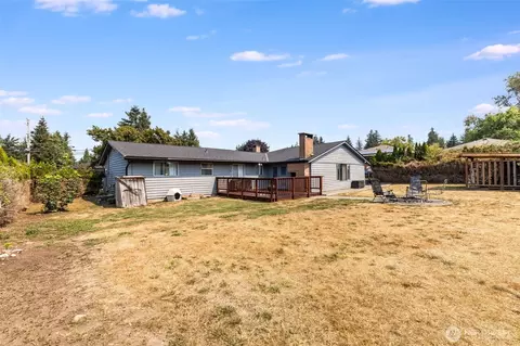 Exterior - 26217 SE 426th St, Enumclaw, WA 98022 photo 4 of 5