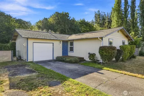 283 Pollman Cir, Lynden, WA 98264