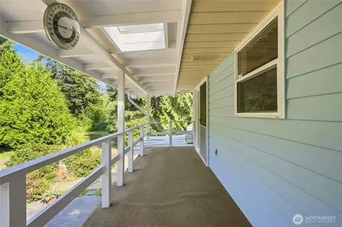 Exterior - 12731 25th Ave SE, Everett, WA 98208 photo 5 of 14