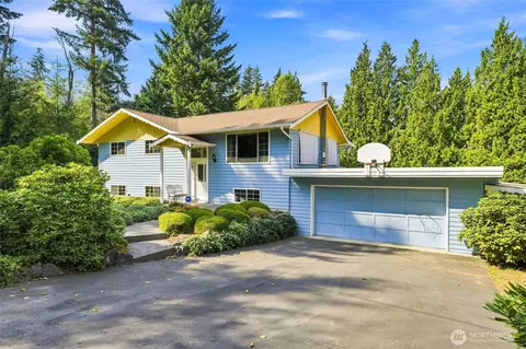Exterior - 12731 25th Ave SE, Everett, WA 98208 photo 2 of 14