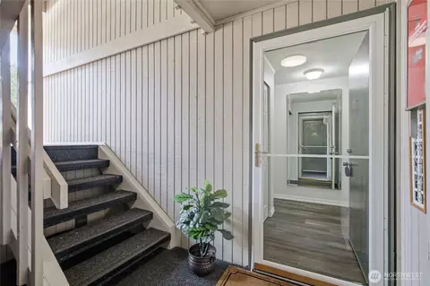412 S 325th Pl #S2, Federal Way, WA 98003