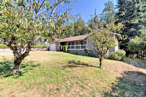 60 NE Riverhill Ln, Belfair, WA 98528