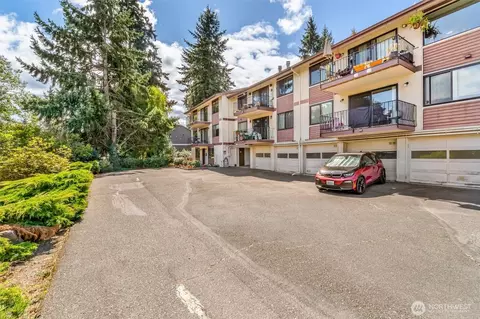 Exterior - 2418 Euclid Ave #6, Everett, WA 98203 photo 5 of 7