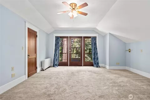 Bedroom - 917 E 20th Ave, Spokane, WA 99203 photo 9 of 10