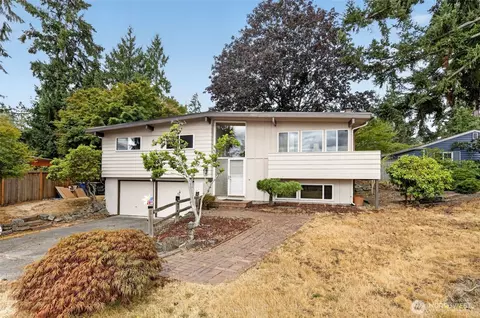 609 168th Ave NE, Bellevue, WA 98008