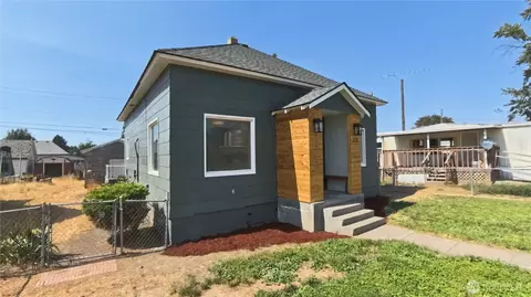 205 E Broadway St, Ritzville, WA 99169