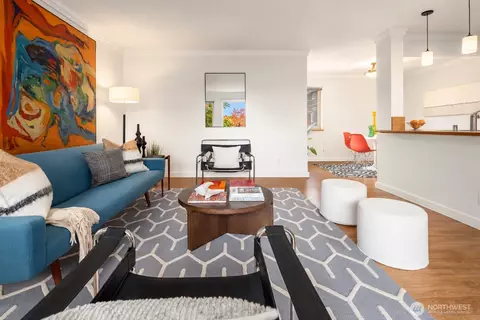 732 11th Ave E #301, Seattle, WA 98102