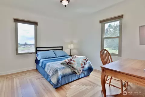 Bedroom - 1430 W Hendrickson Rd, Sequim, WA 98382 photo 2 of 6