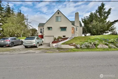 Exterior - 1430 W Hendrickson Rd, Sequim, WA 98382 photo 2 of 8
