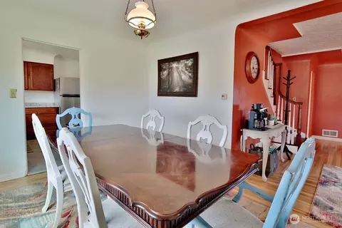 Dining - 1430 W Hendrickson Rd, Sequim, WA 98382 photo 2 of 2