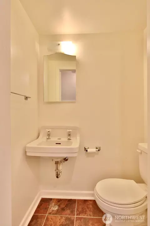Bath - 1430 W Hendrickson Rd, Sequim, WA 98382 photo 2 of 2