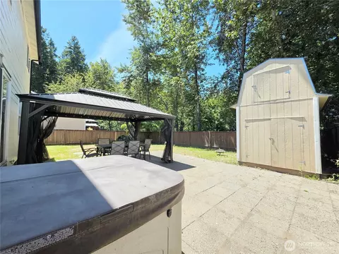 Exterior - 20702 190th Ave E, Orting, WA 98360 photo 6 of 10