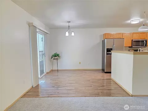 Dining - 20702 190th Ave E, Orting, WA 98360 photo 1 of 1