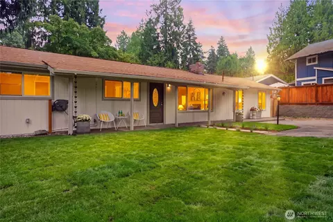 13323 108th Ave NE, Kirkland, WA 98034