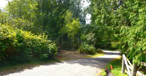 1050 Andy Cooper Rd, Port Ludlow, WA 98365