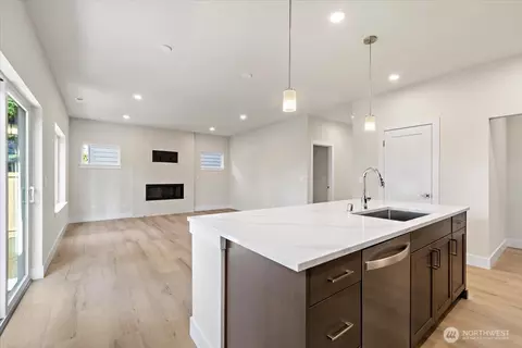 Living - 17917 Sunset Rd, Bothell, WA 98012 photo 1 of 5