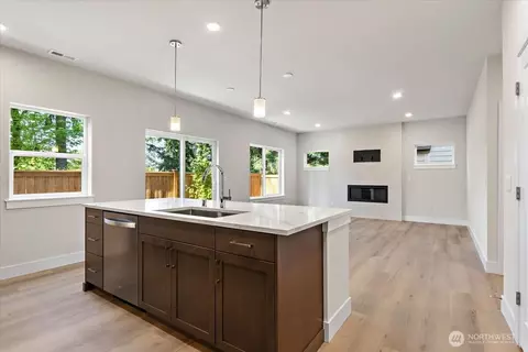 Living - 17917 Sunset Rd, Bothell, WA 98012 photo 2 of 5