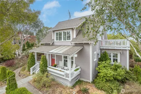 762 29th St, Port Townsend, WA 98368