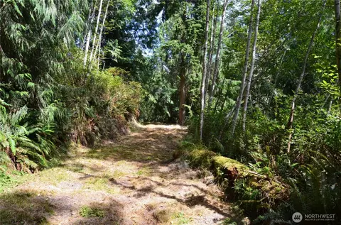 3900 Paradise Bay Rd, Port Ludlow, WA 98365