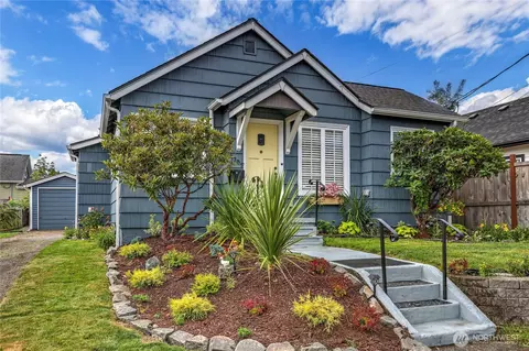 1705 13th St, Bremerton, WA 98337