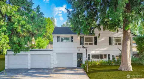 13057 10th Ave S, Seattle, WA 98168
