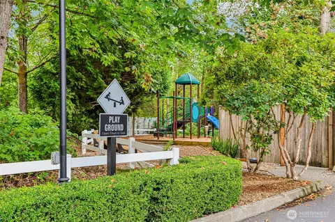 View/Area - 2201 192nd St SE #R205, Bothell, WA 98012 photo 1 of 2
