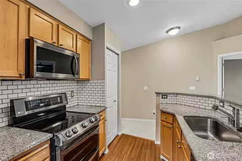 Kitchen - 2201 192nd St SE #R205, Bothell, WA 98012 photo 3 of 3