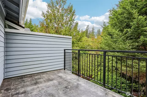 Exterior - 2201 192nd St SE #R205, Bothell, WA 98012 photo 5 of 5