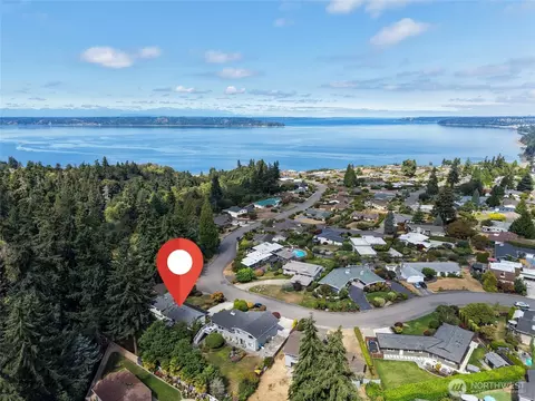 741 S 295th Pl, Federal Way, WA 98003