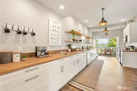 Kitchen - 3413 Colby Ave, Everett, WA 98201 photo 1 of 3