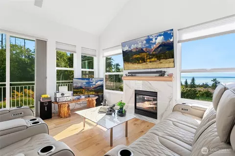 11012 Villa Rosa Ln, Mukilteo, WA 98275