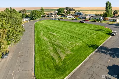 View/Area - 301 E 8th St, Warden, WA 98857 photo 3 of 3