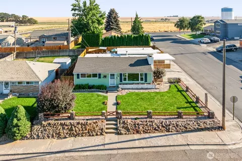 View/Area - 301 E 8th St, Warden, WA 98857 photo 1 of 3