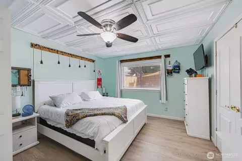 Bedroom - 301 E 8th St, Warden, WA 98857 photo 1 of 7