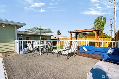 Exterior - 301 E 8th St, Warden, WA 98857 photo 8 of 8