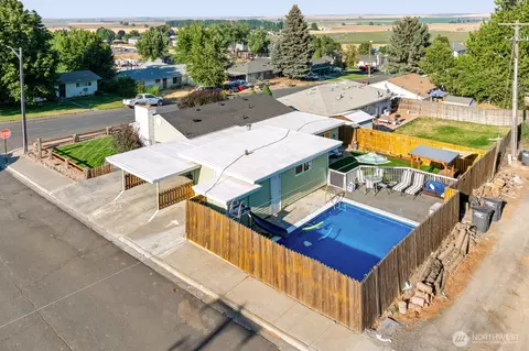 View/Area - 301 E 8th St, Warden, WA 98857 photo 2 of 3