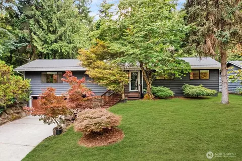 6632 NE 196th St, Kenmore, WA 98028