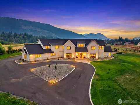 132 Old Cedars Rd, Cle Elum, WA 98922