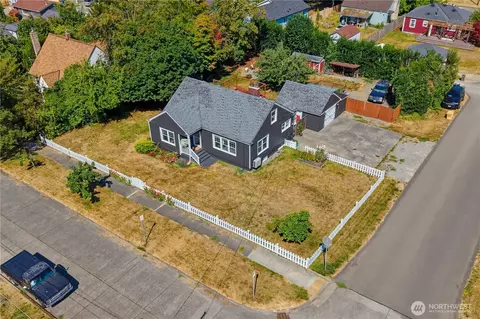 View/Area - 1913 Wilson Ave, Enumclaw, WA 98022 photo 2 of 5