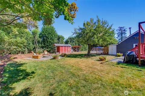 Exterior - 1913 Wilson Ave, Enumclaw, WA 98022 photo 7 of 11
